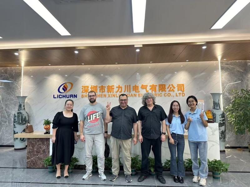 Lichuan warmly welcomes Russia customers to visit Lichuan factory